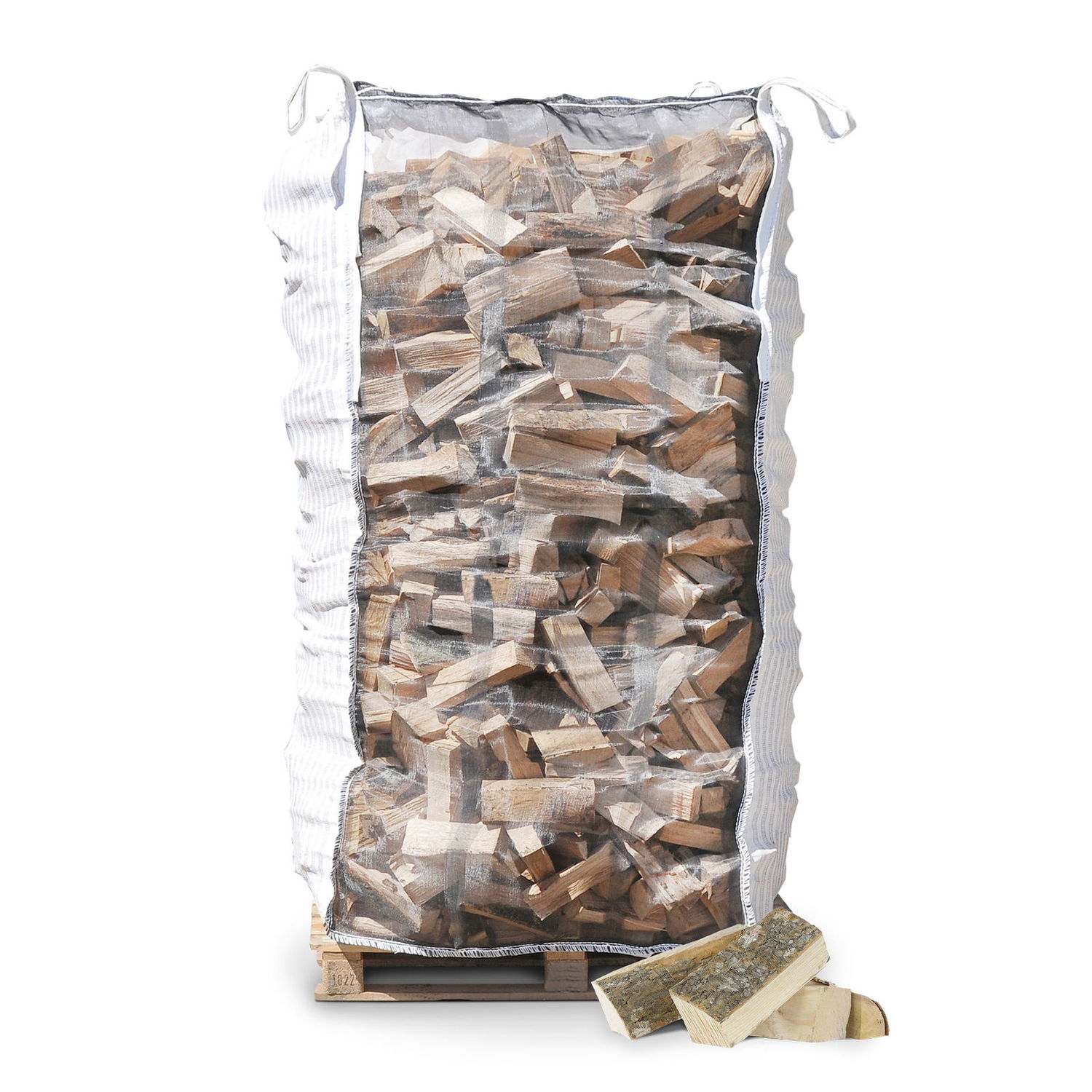 Storsæk på palle fyldt med kløvet pejsebrænde