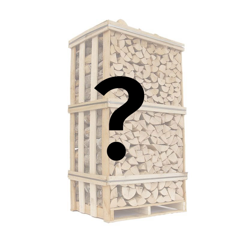 Stor pallekasse med blandet brænde og spørgsmålstegn