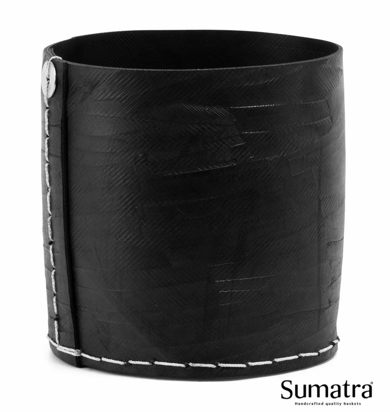Rund sort Sumatra kurv i håndlavet genbrugsgummi