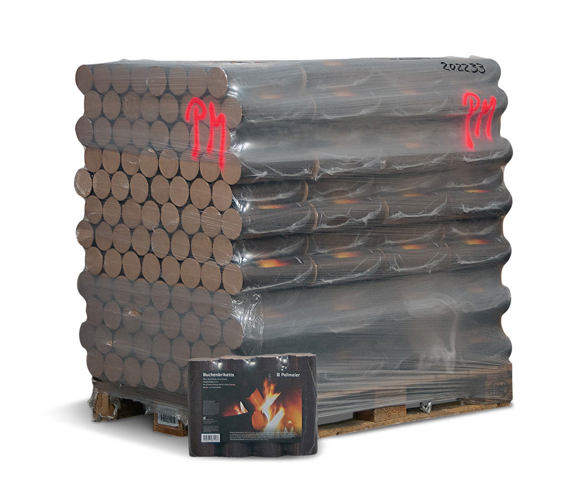 Indpakket palle med runde bøgebriketter til fyring