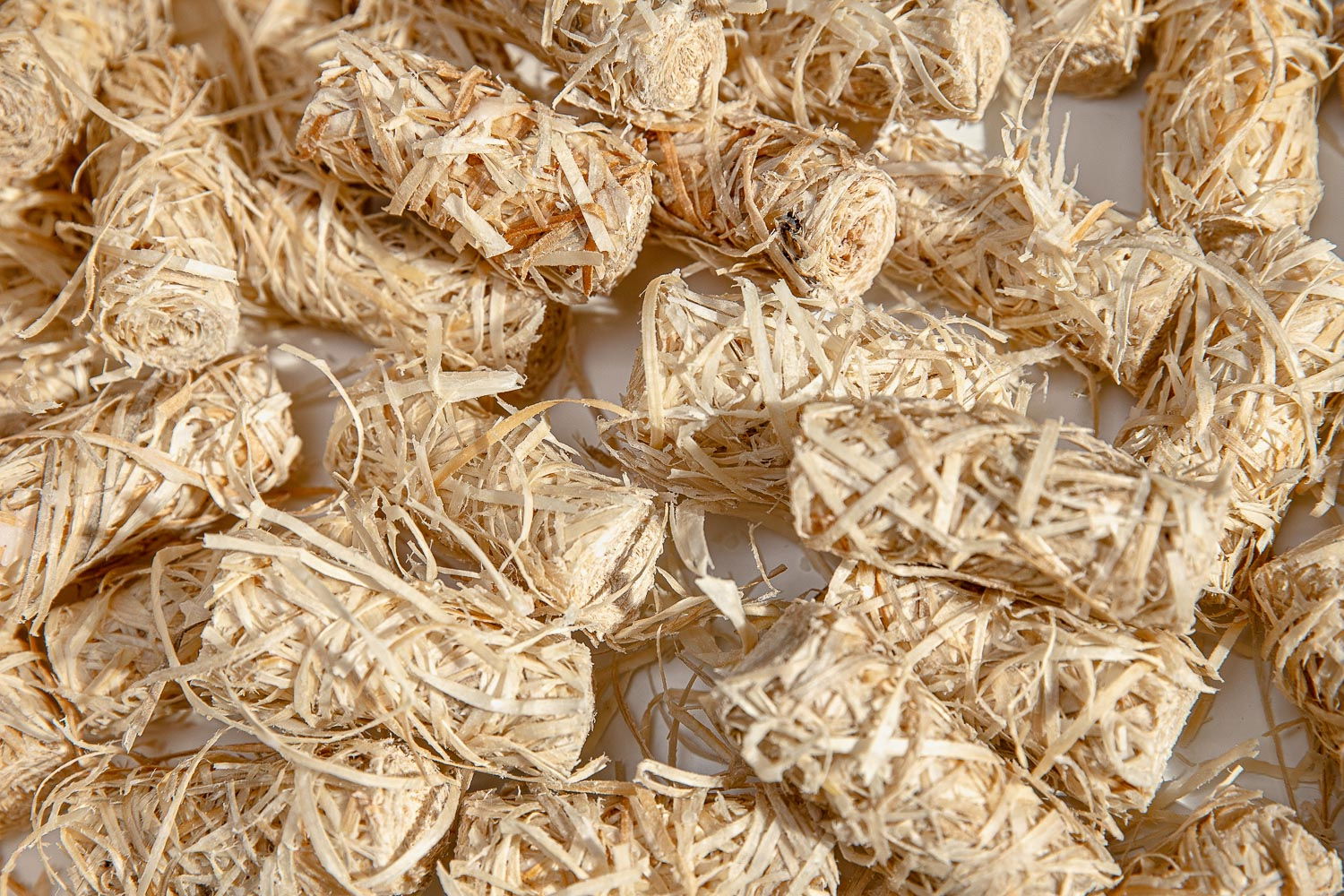 Naturlig træuldsoptænding til grill og pejs