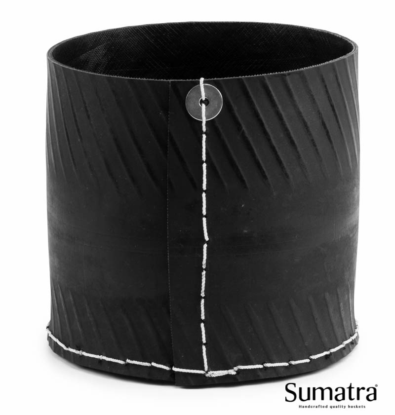 Rund sort Sumatra opbevaringskurv i genbrugsgummi