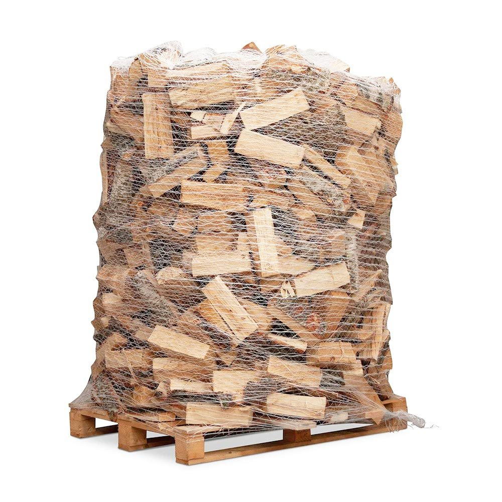 Stort brændetårn på træpalle indpakket i net